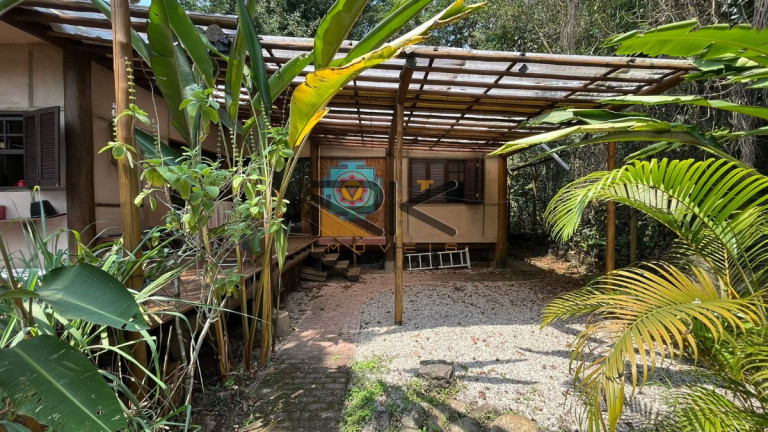 Imagem Casa com 3 Quartos à Venda, 180 m² em Barra Da Lagoa - Ubatuba