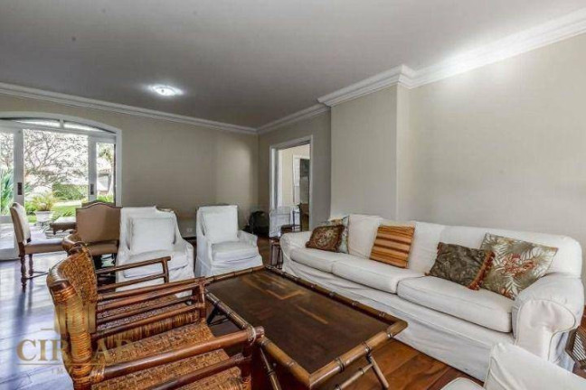 Imagem Sobrado com 5 Quartos à Venda, 491 m² em Jardim Europa - São Paulo Imagem Sobrado com 5 Quartos à Venda, 491 m² em Jardim Europa - São Paulo