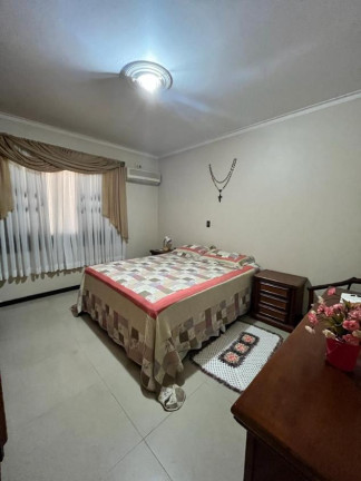 Imagem Sobrado com 4 Quartos à Venda, 216 m² em Guanabara - Joinville Imagem Sobrado com 4 Quartos à Venda, 216 m² em Guanabara - Joinville