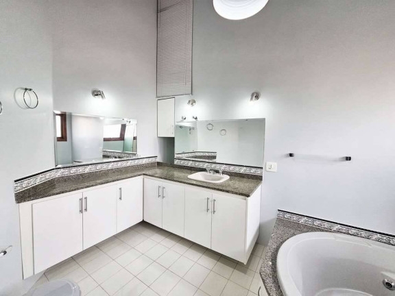 Imagem Casa com 4 Quartos à Venda, 315 m² em Nova Higienópolis - Jandira Imagem Casa com 4 Quartos à Venda, 315 m² em Nova Higienópolis - Jandira