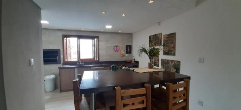 Imagem Casa com 4 Quartos à Venda, 188 m² em Centro - Xangri-la Imagem Casa com 4 Quartos à Venda, 188 m² em Centro - Xangri-la