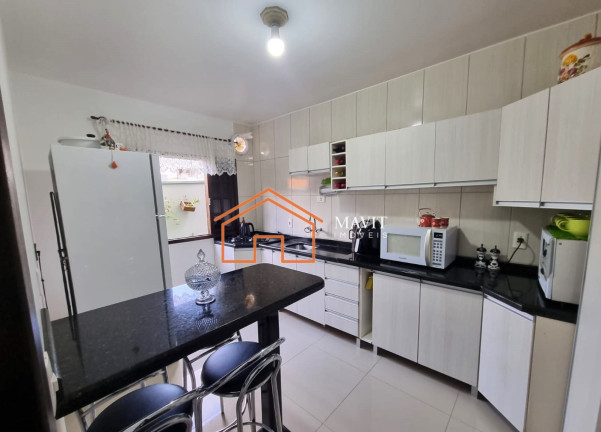Imagem Casa com 4 Quartos à Venda, 240 m² em Costa E Silva - Joinville Imagem Casa com 4 Quartos à Venda, 240 m² em Costa E Silva - Joinville