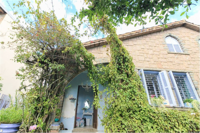 Imagem Casa com 2 Quartos à Venda, em Tristeza - Porto Alegre Imagem Casa com 2 Quartos à Venda, em Tristeza - Porto Alegre