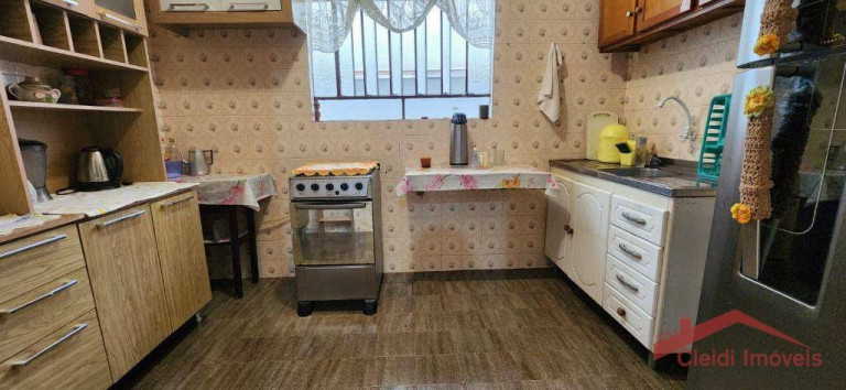 Imagem Casa com 3 Quartos à Venda, 60 m² em Atiradores - Joinville Imagem Casa com 3 Quartos à Venda, 60 m² em Atiradores - Joinville