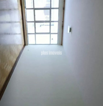 Imagem Casa com 4 Quartos à Venda, 250 m² em Moema - São Paulo Imagem Casa com 4 Quartos à Venda, 250 m² em Moema - São Paulo