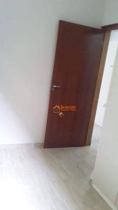 Imagem Sobrado com 3 Quartos à Venda, 200 m² em Vila Carmela Ii - Guarulhos Imagem Sobrado com 3 Quartos à Venda, 200 m² em Vila Carmela Ii - Guarulhos