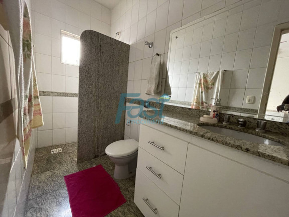 Imagem Casa com 3 Quartos à Venda, 475 m² em Jardim Itália - Cuiabá