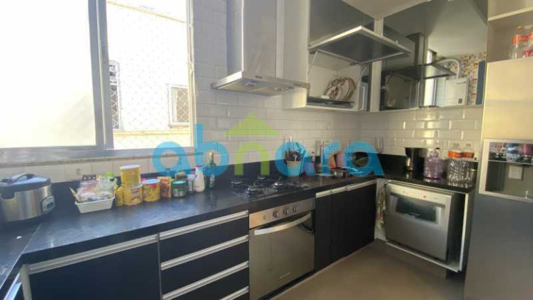 Imagem Cobertura com 2 Quartos à Venda, 83 m² em Copacabana - Rio De Janeiro Imagem Cobertura com 2 Quartos à Venda, 83 m² em Copacabana - Rio De Janeiro