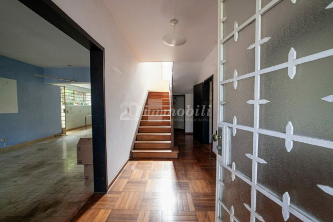 Imagem Casa com 5 Quartos à Venda, 400 m² em Pacaembu - São Paulo Imagem Casa com 5 Quartos à Venda, 400 m² em Pacaembu - São Paulo