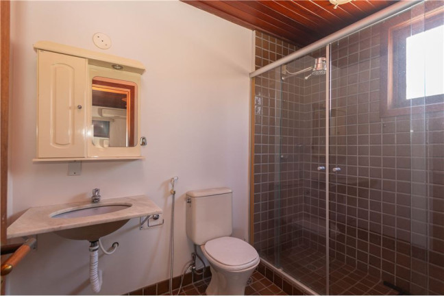 Imagem Imóvel com 3 Quartos à Venda, em Moinhos De Vento - Porto Alegre Imagem Imóvel com 3 Quartos à Venda, em Moinhos De Vento - Porto Alegre