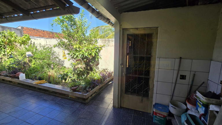Imagem Casa com 3 Quartos à Venda, 255 m² em Lírio Do Vale - Manaus Imagem Casa com 3 Quartos à Venda, 255 m² em Lírio Do Vale - Manaus