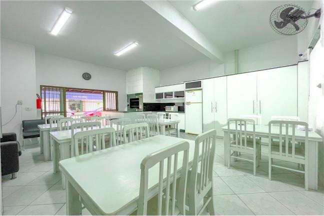 Imagem Imóvel com 2 Quartos à Venda,  em Pioneiros - Balneário Camboriú