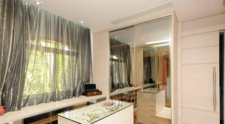 Imagem Casa com 3 Quartos à Venda, 305 m² em Vila Carrão - São Paulo