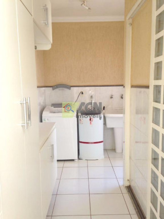 Imagem Sobrado com 4 Quartos à Venda, 238 m² em Parque Das Flores - Campinas