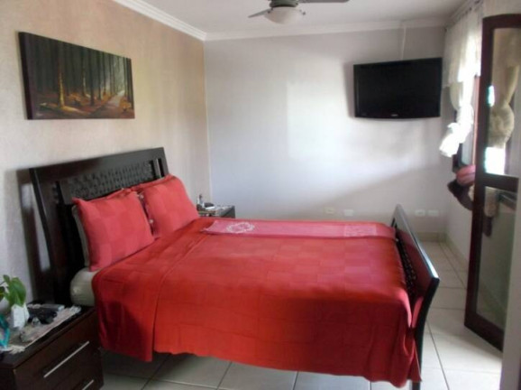 Imagem Casa com 5 Quartos à Venda, em Bougainvillee 1 - Peruíbe Imagem Casa com 5 Quartos à Venda, em Bougainvillee 1 - Peruíbe