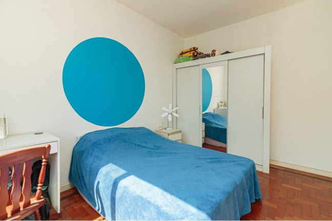 Imagem Imóvel com 2 Quartos à Venda, 63 m² em Santa Cecília - Porto Alegre Imagem Imóvel com 2 Quartos à Venda, 63 m² em Santa Cecília - Porto Alegre
