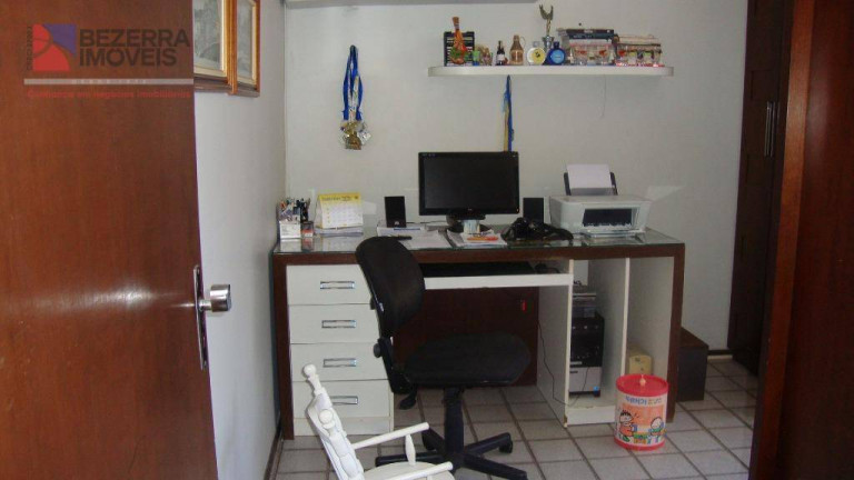 Imagem Apartamento com 4 Quartos à Venda, 348 m² em Petrópolis - Natal