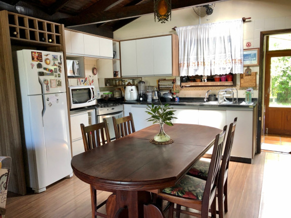 Imagem Casa com 3 Quartos à Venda, 157 m² em Centro - Garopaba