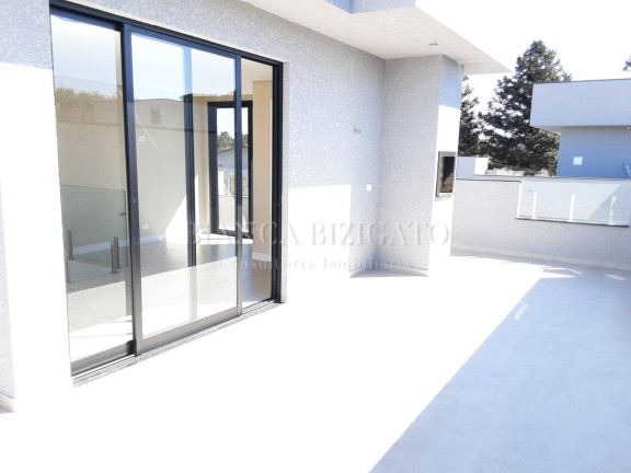 Imagem Sobrado com 3 Quartos à Venda, 185 m² em Santa Felicidade - Curitiba