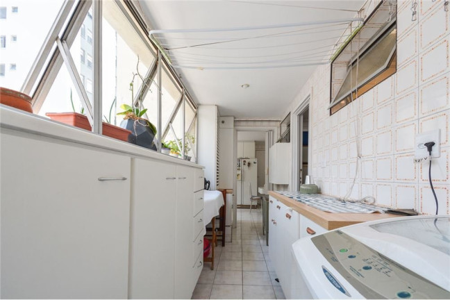 Imagem Apartamento com 4 Quartos à Venda, 161 m² em Moema - São Paulo Imagem Apartamento com 4 Quartos à Venda, 161 m² em Moema - São Paulo