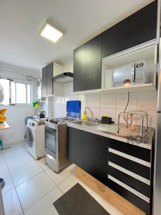 Imagem Imóvel com 2 Quartos à Venda, 53 m² em Santo Antônio - Porto Alegre Imagem Imóvel com 2 Quartos à Venda, 53 m² em Santo Antônio - Porto Alegre