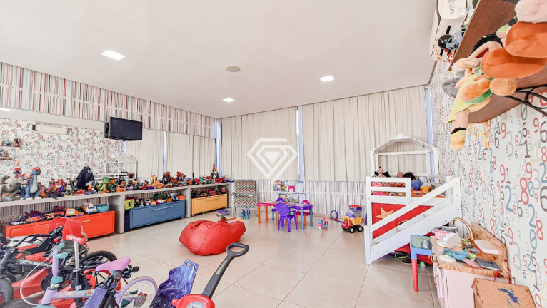 Imagem Sobrado com 5 Quartos à Venda, 1.080 m² em Plano Diretor Sul - Palmas Imagem Sobrado com 5 Quartos à Venda, 1.080 m² em Plano Diretor Sul - Palmas