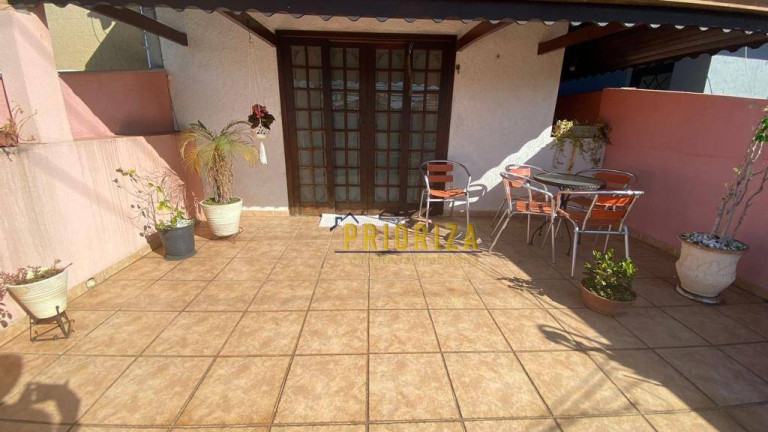Imagem Casa com 3 Quartos à Venda, 210 m² em Vila Barcelona - Sorocaba Imagem Casa com 3 Quartos à Venda, 210 m² em Vila Barcelona - Sorocaba