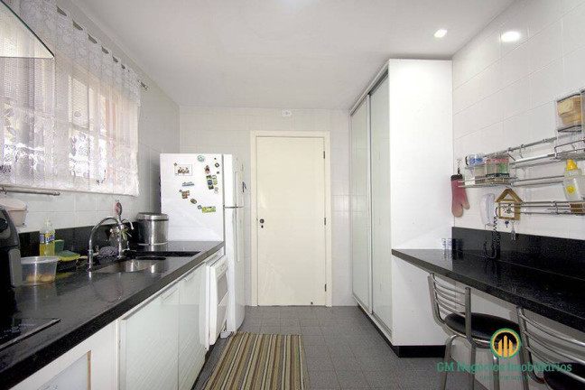 Imagem Casa de Condomínio com 3 Quartos à Venda, 360 m² em Jardim Lambreta - Cotia Imagem Casa de Condomínio com 3 Quartos à Venda, 360 m² em Jardim Lambreta - Cotia