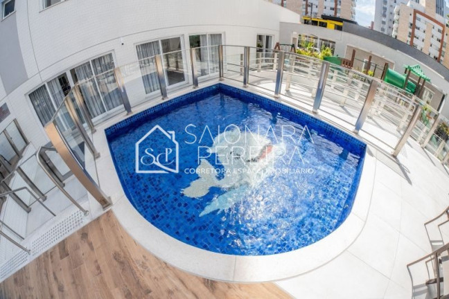 Imagem Apartamento com 2 Quartos à Venda, 85 m² em Centro - Florianópolis