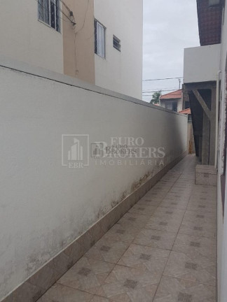 Imagem Sobrado com 3 Quartos à Venda, 130 m² em Centro - Balneário Camboriú Imagem Sobrado com 3 Quartos à Venda, 130 m² em Centro - Balneário Camboriú