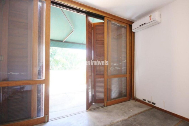 Imagem Casa com 2 Quartos à Venda, 230 m² em Jardim Paulistano - São Paulo Imagem Casa com 2 Quartos à Venda, 230 m² em Jardim Paulistano - São Paulo