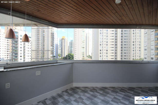 Imagem Imóvel com 3 Quartos à Venda, 244 m² em Moema - São Paulo Imagem Imóvel com 3 Quartos à Venda, 244 m² em Moema - São Paulo