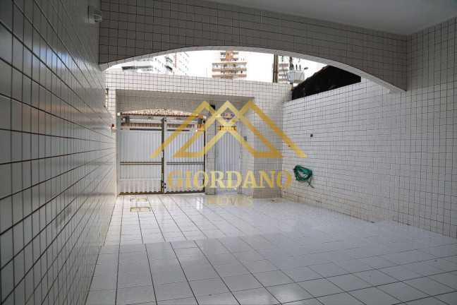 Imagem Casa com 4 Quartos para Alugar,  em Caiçara - Praia Grande