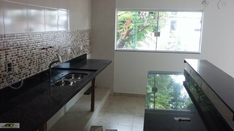 Imagem Sobrado com 3 Quartos à Venda, 106 m² em Jardim Aeroporto - São Paulo