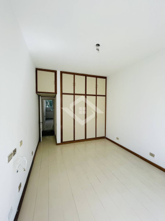 Imagem Cobertura com 5 Quartos à Venda, 250 m² em Copacabana - Rio De Janeiro Imagem Cobertura com 5 Quartos à Venda, 250 m² em Copacabana - Rio De Janeiro