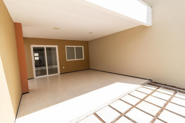 Imagem Casa com 3 Quartos à Venda, 245 m² em Edson Queiroz - Fortaleza