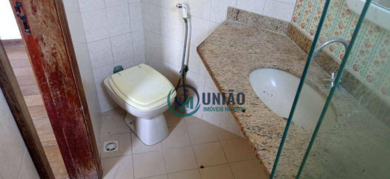 Imagem Casa com 4 Quartos à Venda, 320 m² em Maria Paula - São Gonçalo
