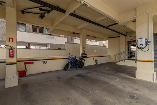 Imagem Apartamento com 3 Quartos à Venda, 123 m² em Petrópolis - Porto Alegre Imagem Apartamento com 3 Quartos à Venda, 123 m² em Petrópolis - Porto Alegre