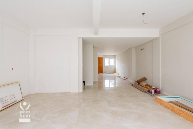 Imagem Sobrado com 3 Quartos à Venda, 180 m² em Portão - Curitiba