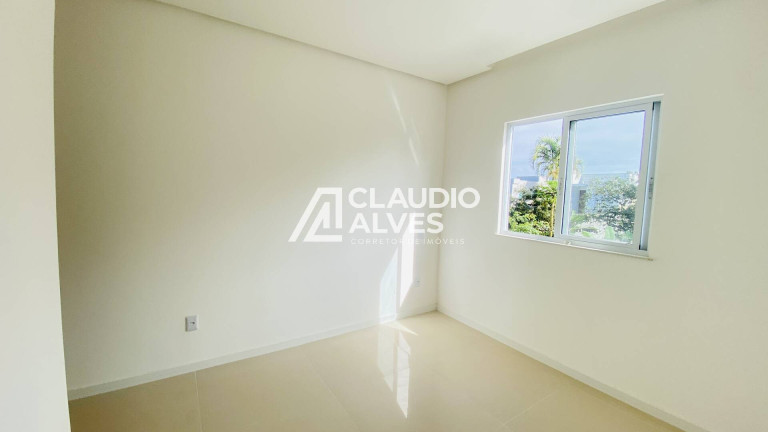 Imagem Casa com 4 Quartos à Venda, 118 m² em Sim - Feira De Santana Imagem Casa com 4 Quartos à Venda, 118 m² em Sim - Feira De Santana