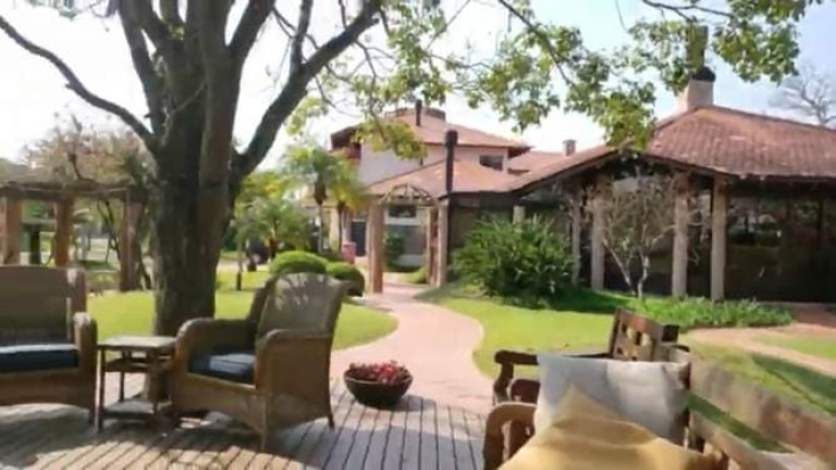 Imagem Casa com 5 Quartos à Venda, 700 m² em Jurere Internacional - Florianópolis