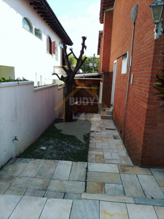 Imagem Casa com 3 Quartos à Venda ou Locação, 300 m² em Alphaville Residencial Dois - Barueri Imagem Casa com 3 Quartos à Venda ou Locação, 300 m² em Alphaville Residencial Dois - Barueri