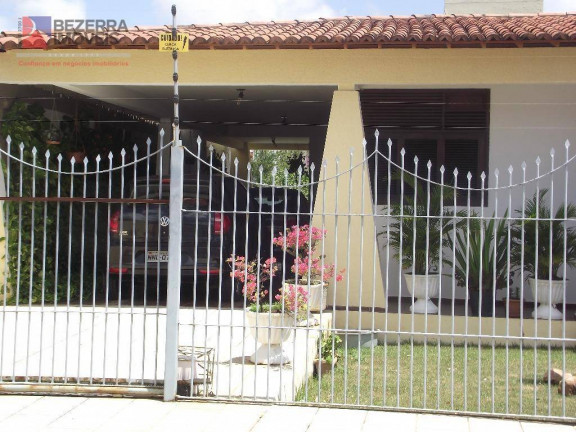 Imagem Casa com 3 Quartos à Venda, 380 m² em Lagoa Nova - Natal