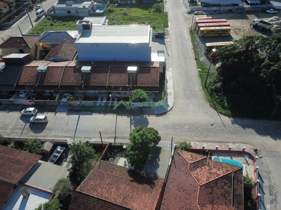 Imagem Casa com 2 Quartos à Venda, 70 m² em Centro - Balneário Barra Do Sul