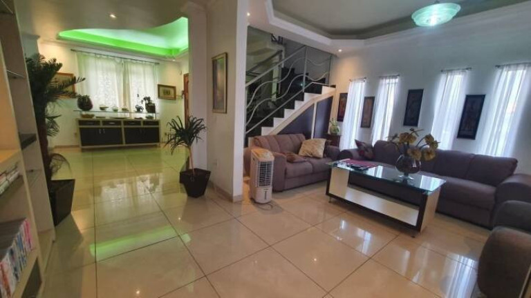 Imagem Casa com 4 Quartos à Venda, 357 m² em Santa Terezinha - Belo Horizonte