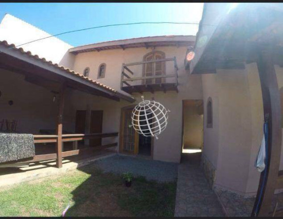 Imagem Casa com 3 Quartos à Venda, 420 m² em Vila Loanda - Atibaia Imagem Casa com 3 Quartos à Venda, 420 m² em Vila Loanda - Atibaia