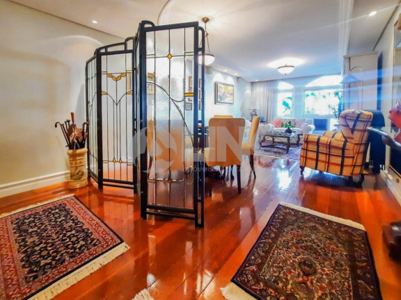 Imagem Apartamento com 3 Quartos à Venda, 121 m² em Petrópolis - Porto Alegre