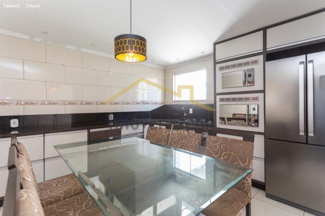 Imagem Casa com 4 Quartos à Venda, 210 m² em Campo Comprido - Curitiba Imagem Casa com 4 Quartos à Venda, 210 m² em Campo Comprido - Curitiba