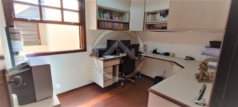 Imagem Sobrado com 3 Quartos à Venda, 281 m² em Santa Maria - São Caetano Do Sul