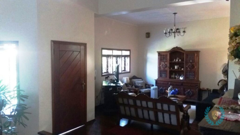Imagem Casa com 3 Quartos à Venda, 300 m² em Jardim Flórida - São Roque Imagem Casa com 3 Quartos à Venda, 300 m² em Jardim Flórida - São Roque